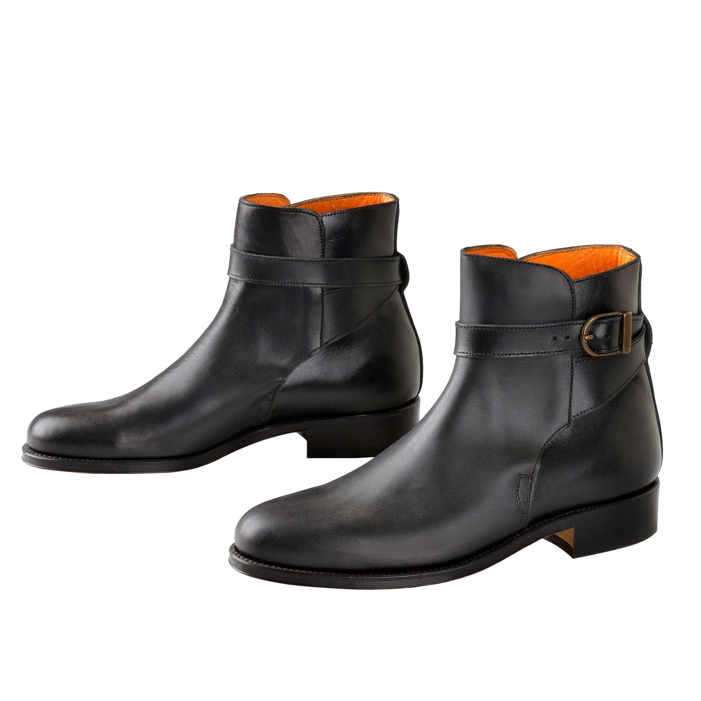 Schwarze Stiefel mit Kreuzriemen